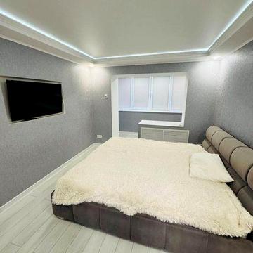 Продаж 3-кімнатної квартири на Чарівній