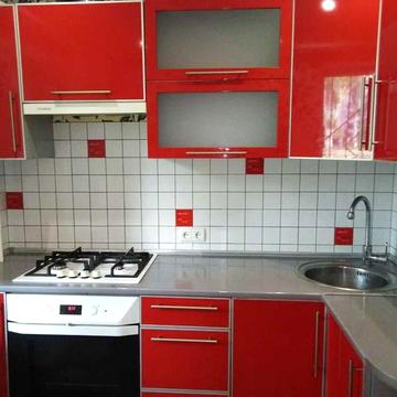 Продам 1 комнатную квартиру в центре Космоса