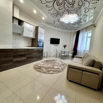 Сдам красивую,, просторную ,  современную квартиру в новом доме