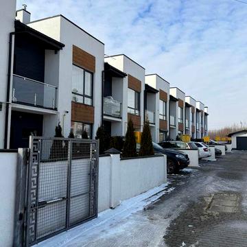 ПРОДАЖ котеджу в передмісті Львова с.Зубра