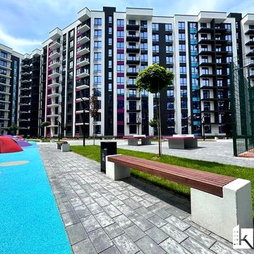 1км квартира у Фемелі Плаза з видом у двір ЖК Family Plaza
