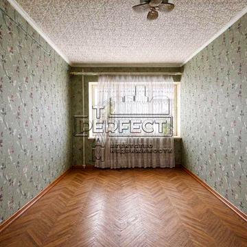 Продаж 3-к квартири  Куринного 9 / Курінного 9