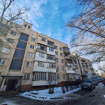 1-кім.квартира по вул. Комарова в р-ні парку Жовтневий