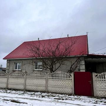 Будинок власний. Класний хороший будинок.