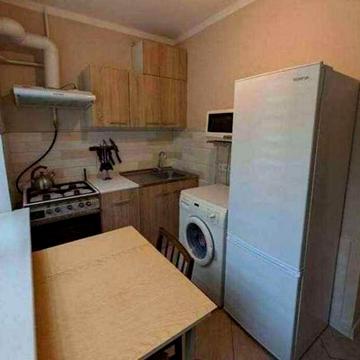 1к, вул. Деміївска буд., 51, ст.м. "Г"олосіївська" - 10 хвилин пішки