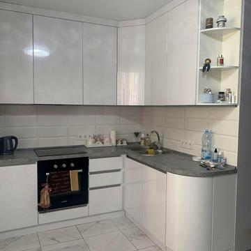 Сдам 1 к кв ЖК Семинарский ремонт,  плюс только электричество