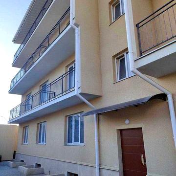 Продам уютную смарт кв с ремонтом 5 минут центр города .