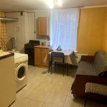 Здам частину будинку для групи чоловіків (бригади) 4-5 спальних місць,