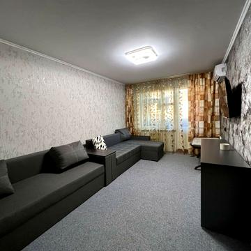 Припортова вул. (Героїв Сталінграда), 14