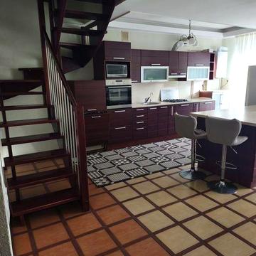 Оренда  великої квартири