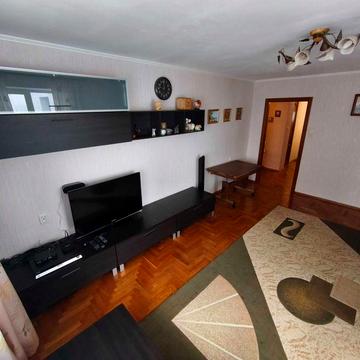 Оренда 3к.кв. вул. Братів Зерових, 14б (96м2)