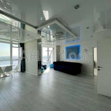 Володимира Івасюка просп. (Героїв Сталінграду), 2-Д