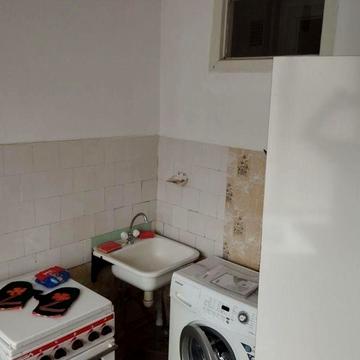 Корпусний парк Центр світло не вимикають