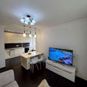 Новобудова в парковій зоні