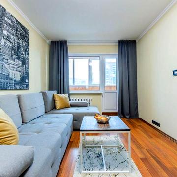 Світла та затишна 2-к квартира 60 м² з якісним ремонтом вул Рейгана 16