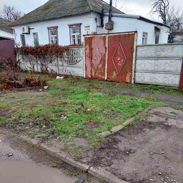 Продам половину дома в Днепре