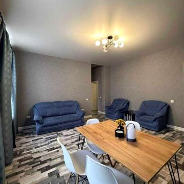 Продаж 2-кім в центрі, початок вул.Головної