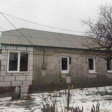 Невеликий будинок на 3 кім. в Малій Данилівці, з газом та зручностями.