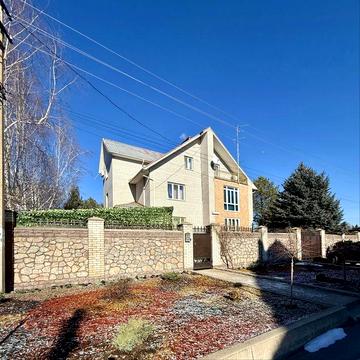 Будинок 490м.кв. п.Сонячне (перший)