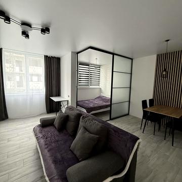 Світла вул., 3д