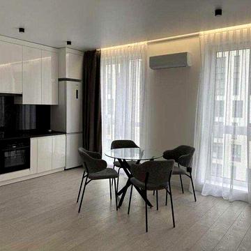 Готова стильна квартира у зданому ЖК. Панорама, кухня студія 20 мкв!