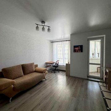 Оренда затишної квартири з балконом в ЖК Акварелі 2