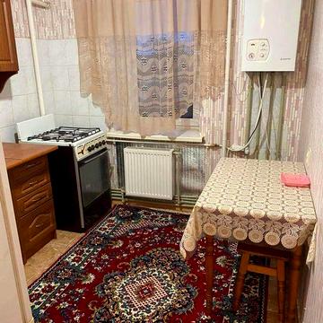 1кімнатна р-н Пять -пять.Агенція