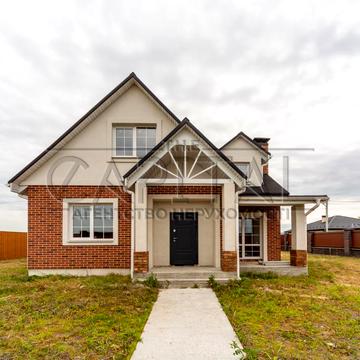 Центральна, 25