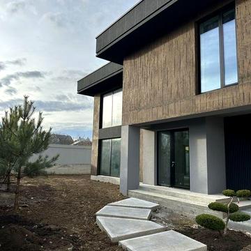 Продаж будинку в стилі хайтек Приміські
