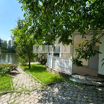 Озерна вул.