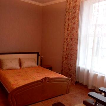 Оренда  2 кімнатної квартири в будинку