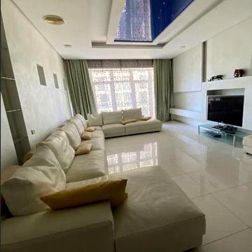 Продам 3-комн квартиру в районе Жуковского ул.