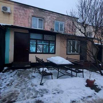 Продаж 2 поверхової квартирии