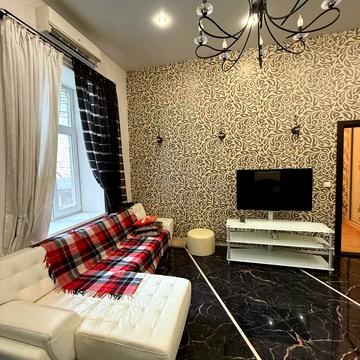 Саксаганського вул., 61