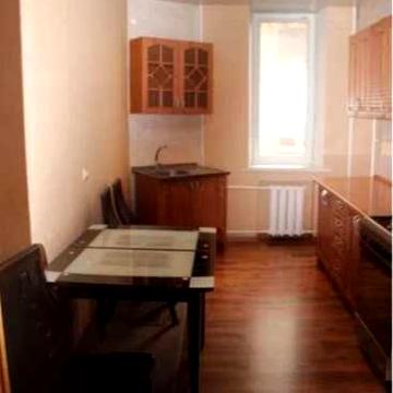 2х квартира 68 кв.м, 2 поверх, центр.