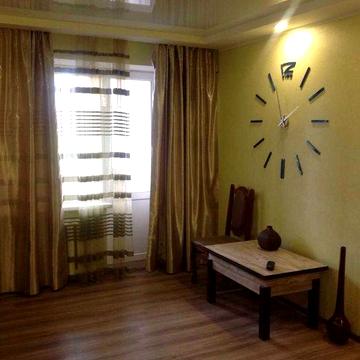 Сдам 2-х кімнатна квартира низ проспекта  О.Поля