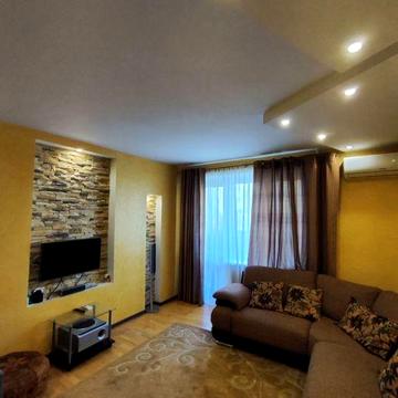 Довгострокова оренда 3к квартири