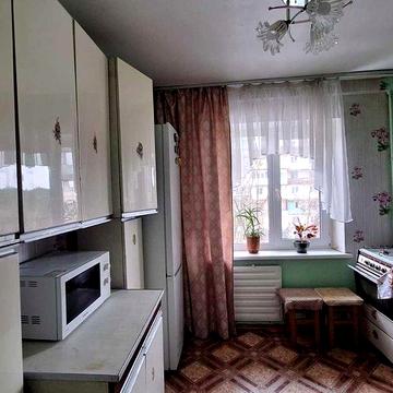 Оренда 2 х кімнатної квартири, метро Лісова 7 хвилин.