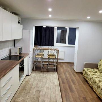 Двокімнатна квартира з ремонтом, ЖК Консоль, центр