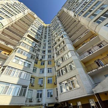 2-кімнатна квартира в ЖК «Фаворит», район KADORR City