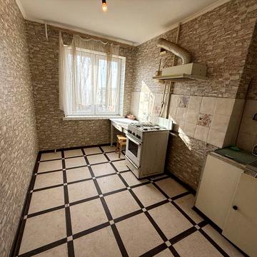 Продам двокімнатну квартиру