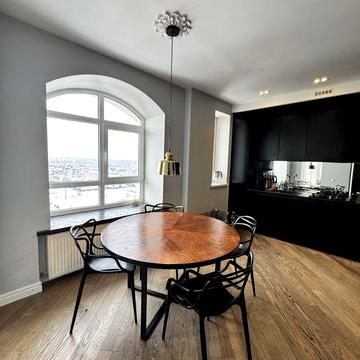 Продаж простора дворівнева квартира 92 м² Готова до проживання