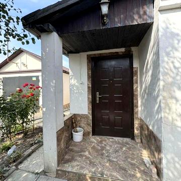 Поділ з місцем  для автомобіля