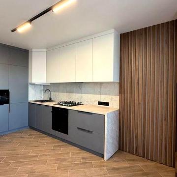 Продаж квартири з ремонтом Лмчаківський район