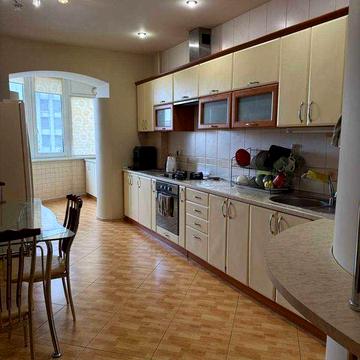 Якісний ремонт. Центр міста. Індивідуальне опалення.