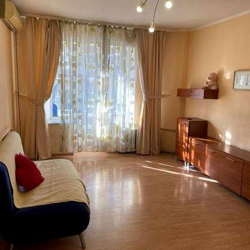 Сдам 3 к. квартиру в центре на Пушкинской / Успенской.