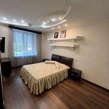 Сдаеться 3х комнатна квартира,автономное отопление, свет есть всегда!