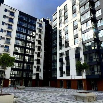 Продаж 1-кімнатної квартири в центрі. Район Озеро. ЖК Липки