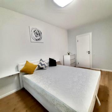 Ясинуватський пров., 10