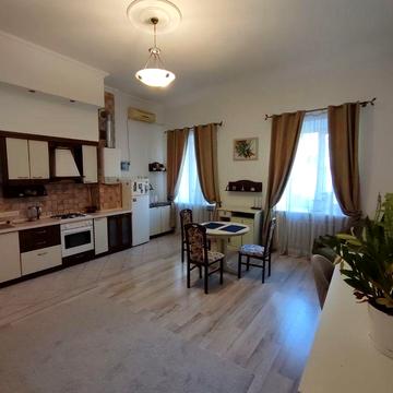 Евродвушка, спальня+кухня-гостиная, Центр,ГАЗ, Университетская/Щепкина